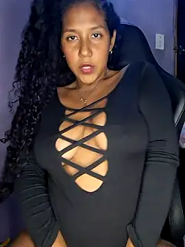 Snapshot of emily_fox01 chatting on August 2026 04:55:02 AM emily fox01 online show from August 2026 04:55:02 AM