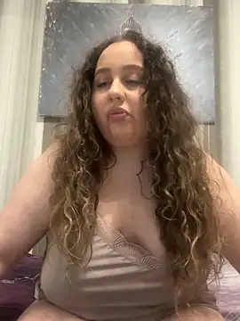 CurlyMaddie online show from March 2026 05:50:02 PM
