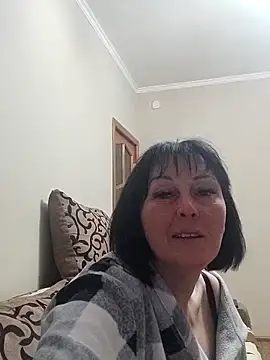 HelgaDennis online show from April 2026 07:25:02 PM