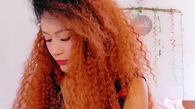 Ajua  Uva online show from March 2026 06:20:01 PM