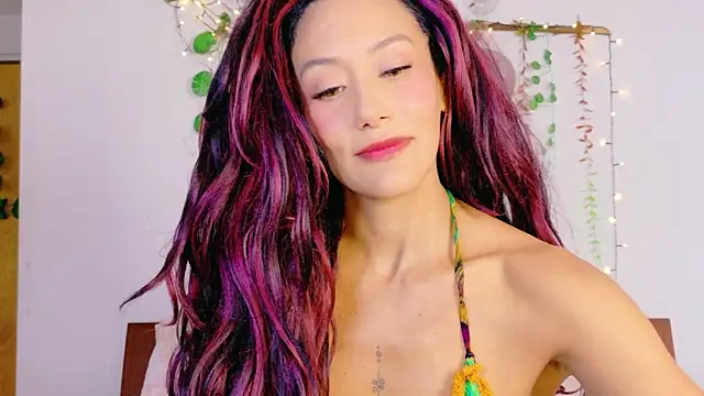 Ajua  Uva online show from April 2026 10:23:02 PM