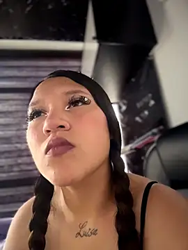 Melody LS online show from April 2026 06:05:02 PM