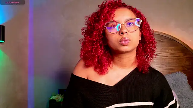 lara curly online show from March 2026 10:26:01 AM