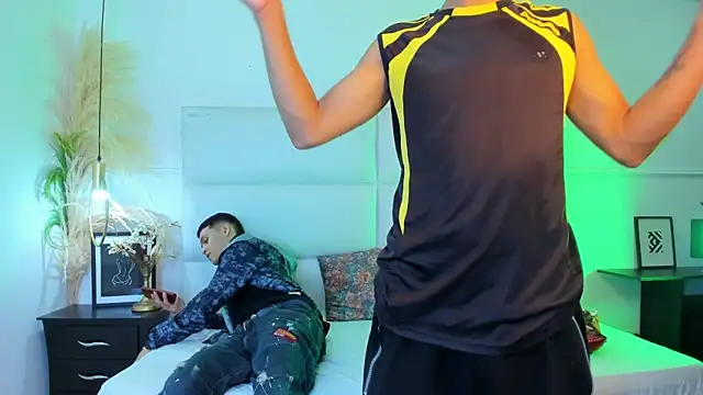 your d0ll1 online show from April 2026 12:42:01 PM