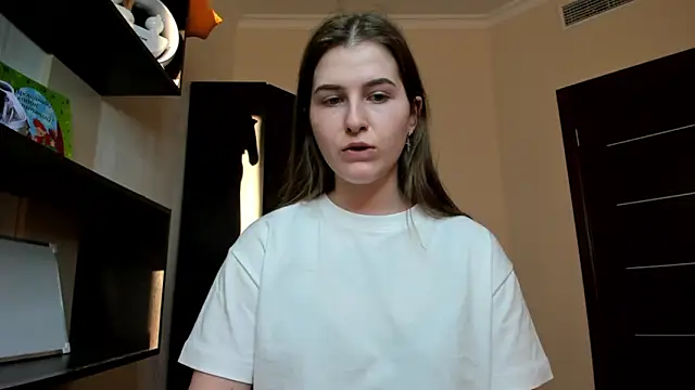 OhMyAlice online show from April 2026 03:38:01 PM