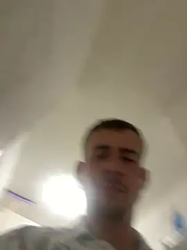globalfucker34 online show from April 2026 10:52:01 PM