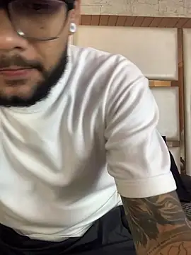 KyleJoss30 online show from April 2026 09:31:02 PM