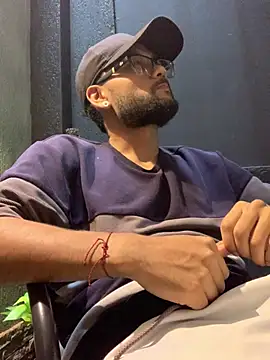 KyleJoss30 online show from April 2026 02:57:01 PM