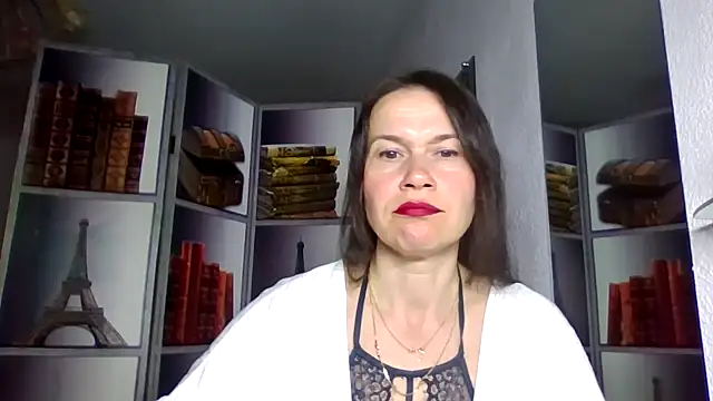 Selena Moo online show from March 2026 08:04:01 AM