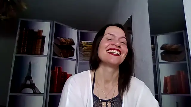 Selena Moo online show from April 2026 08:30:01 AM