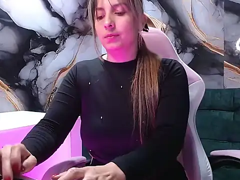 HELLEN MARK online show from March 2026 11:03:01 AM