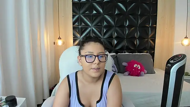 Rapthalia  online show from April 2026 11:16:01 PM