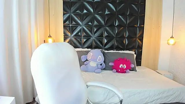 Rapthalia  online show from April 2026 05:10:01 AM