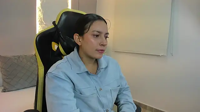 kira relish online show from April 2026 11:29:02 AM