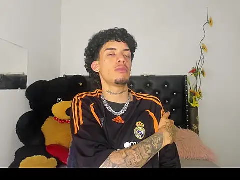 Ryder-Stone online show from April 2026 06:38:02 PM