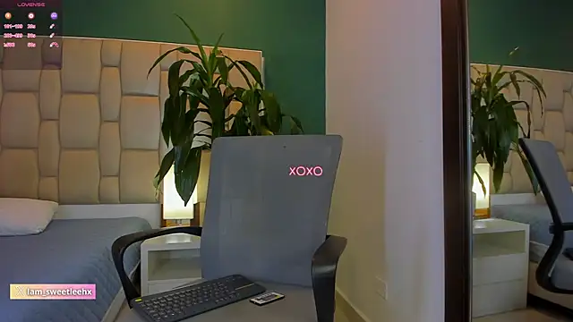 Anastasia leeh online show from April 2026 07:14:01 PM