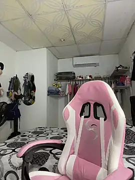 Blowjob-Queen  online show from March 2026 03:33:02 AM