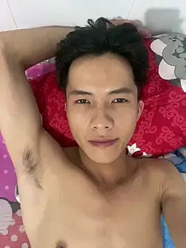 Nguyencuong1999 online show from April 2026 08:28:02 PM