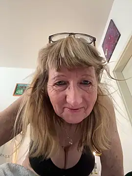 MatureKim online show from March 2026 02:28:01 PM