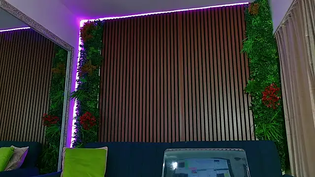 EvaThorn online show from April 2026 05:27:02 AM