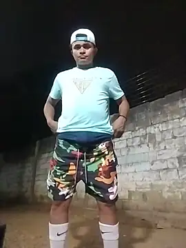 HOTRAINYGOLDEN online show from March 2026 02:33:02 AM