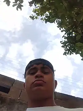 HOTRAINYGOLDEN online show from April 2026 11:25:02 AM