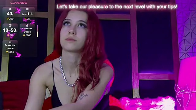 ArianaaFoxy online show from April 2026 02:12:01 PM