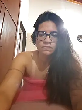 Gia-and-Lara online show from March 2026 04:12:02 PM