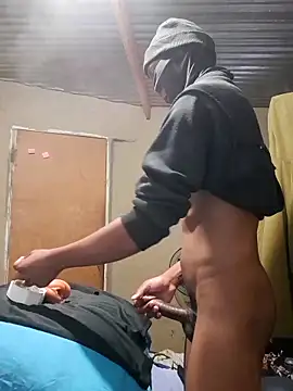 KeEper66 online show from April 2026 06:09:01 PM