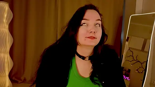 KaraNeagle online show from April 2026 06:08:01 AM