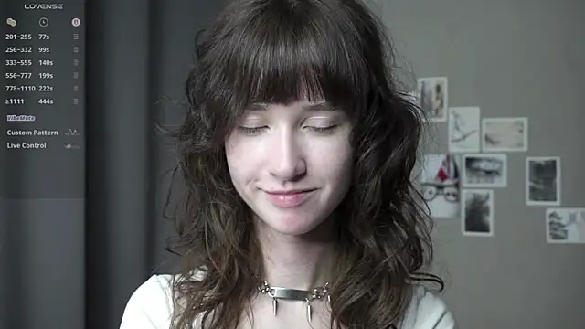 DellaLeck online show from April 2026 10:23:02 PM