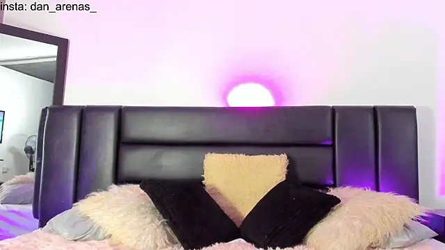 Duolust2 online show from April 2026 11:52:02 AM