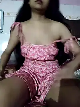 Snapshot of ALIZA_FENDY chatting on July 2026 02:13:02 PM ALIZA FENDY online show from July 2026 02:13:02 PM