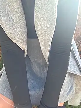 SellenaGomez online show from April 2026 09:47:01 AM