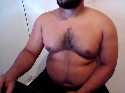 Snapshot of Derick_013 chatting on May 2026 12:30:02 AM Derick 013 online show from May 2026 12:30:02 AM