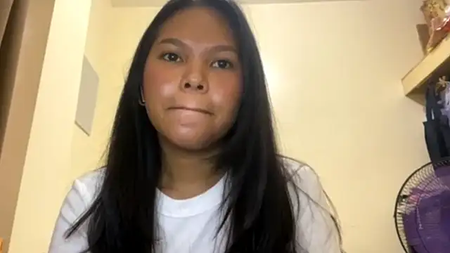 CorrinaThach online show from March 2026 02:37:01 AM