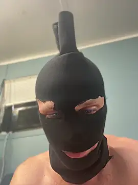 BWCloverboyy online show from April 2026 09:10:01 AM