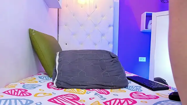 Curly temptation online show from March 2026 11:38:01 AM