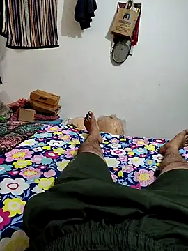 roselover2222 online show from April 2026 04:17:02 AM