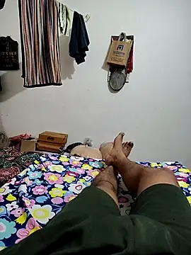 roselover2222 online show from April 2026 04:52:01 AM