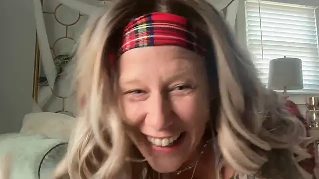 lillysworld online show from March 2026 06:46:01 PM