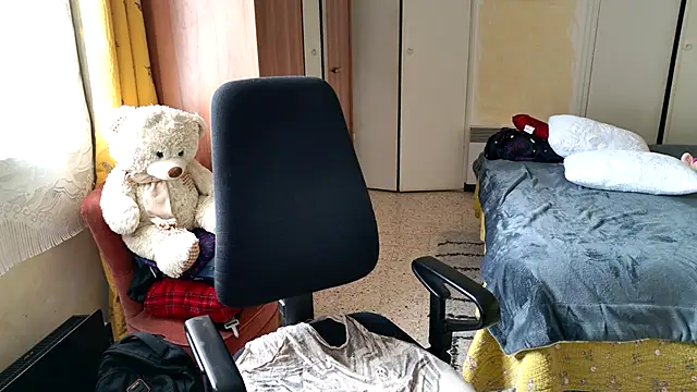 Chrismaturefrench online show from April 2026 03:33:02 PM