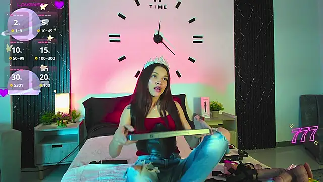 aurora petitee online show from April 2026 12:58:02 PM