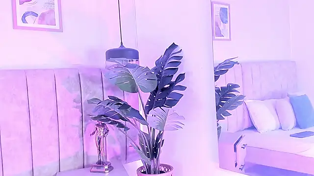 alissonvega online show from March 2026 01:00:01 PM