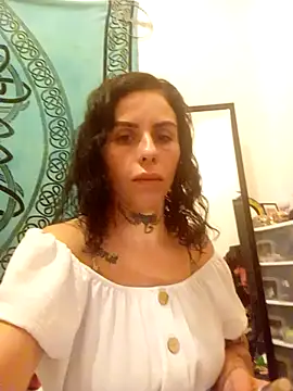 chiquitilla41 online show from June 2026 09:33:02 AM