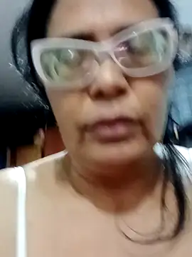 sexymomsn online show from April 2026 11:32:01 AM