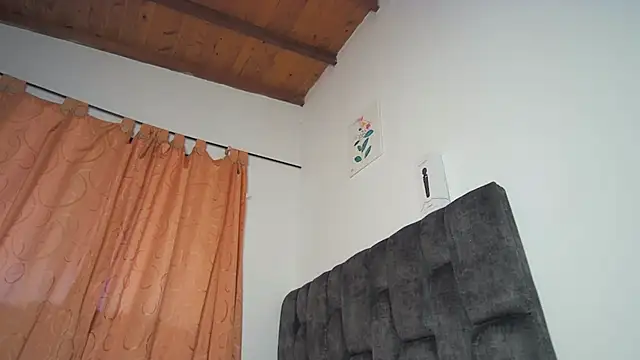 kyany   online show from April 2026 12:44:02 PM