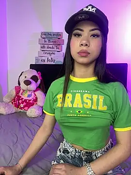 Miia coollins online show from April 2026 04:21:01 PM