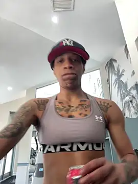 PHAT FTM KLIT87 online show from April 2026 03:23:01 PM