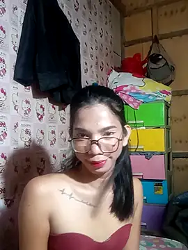 Snapshot of Lady_trix01 chatting on June 2026 04:40:01 AM Lady trix01 online show from June 2026 04:40:01 AM